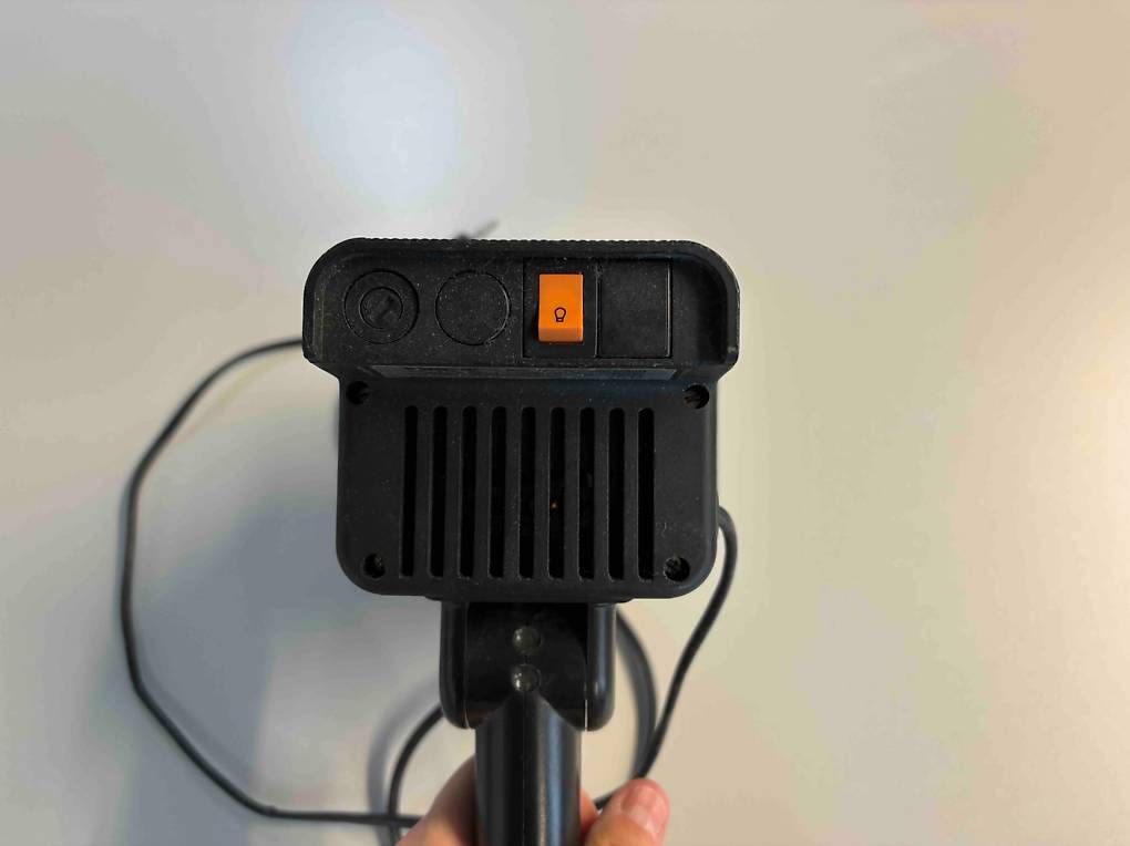 Lampade: Faro lampada da cantiere e bricolage – Usato da Oggio venduto da chi_7gpd 2