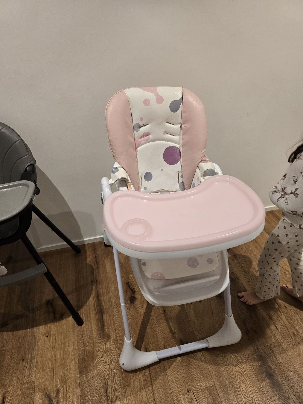 Hochstühle: Praktische Kinderstühle – Gebraucht aus Lachen SZ von mar_22sq 2
