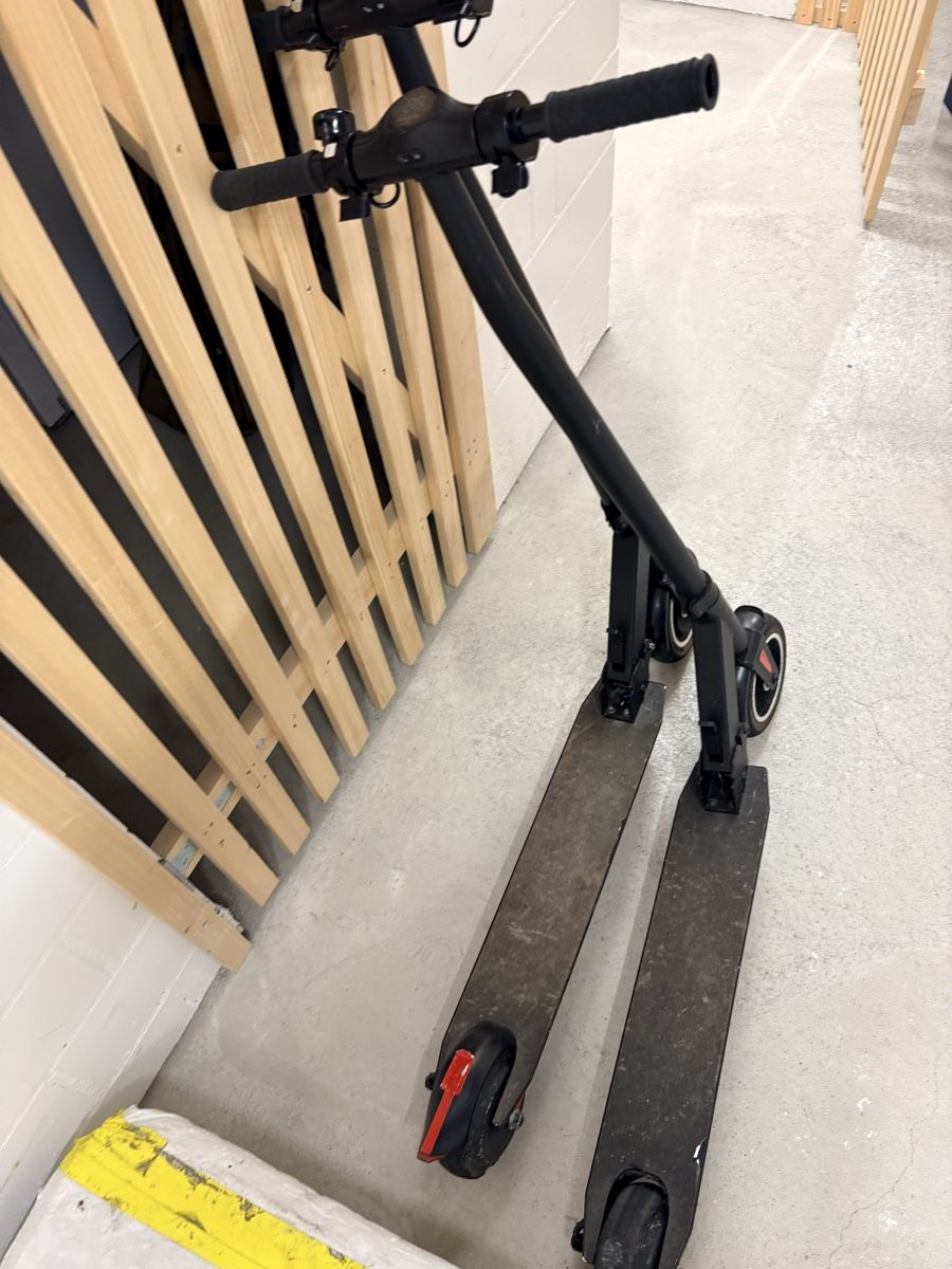 Scooters: E-Scooter 3Stück – D'occasion à Emmenbrücke par Zahi06 1