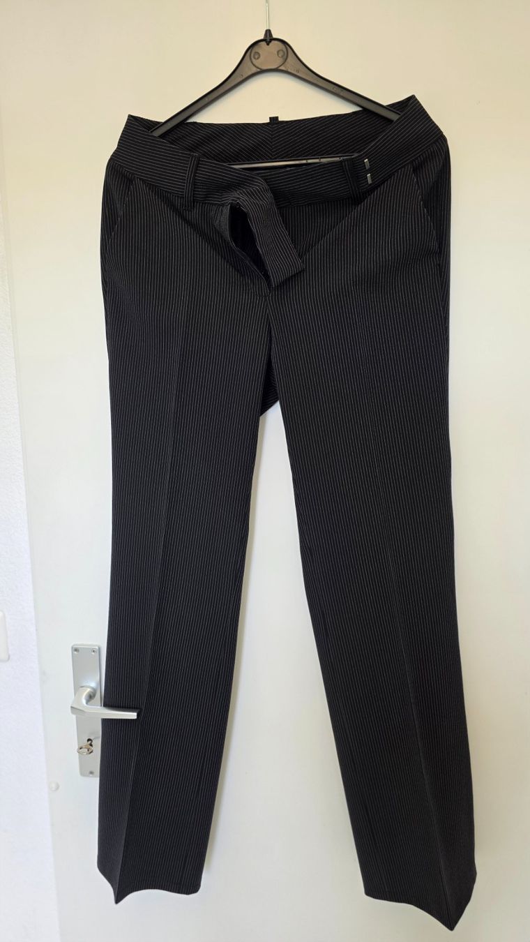 Pantaloni: festliche Hose, Gr. 38 – Nuovo (secondo la descrizione) da Dübendorf venduto da Jolenia