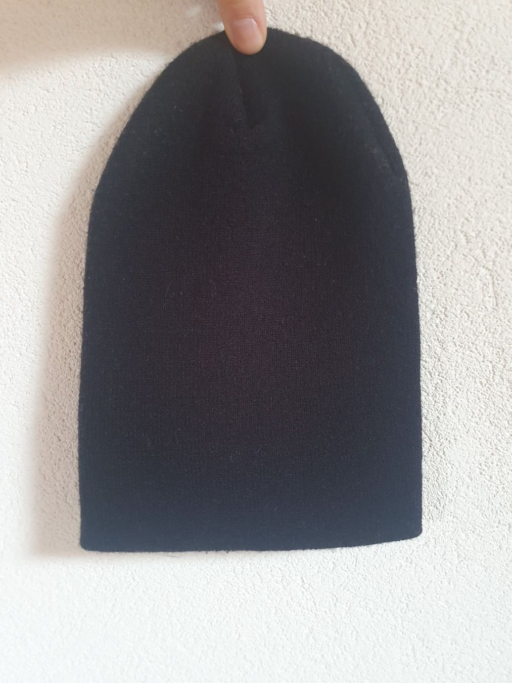 Copricapi, berretti & cappellini: Long bonnet noir retroussable – Nuovo (secondo la descrizione) da Monthey venduto da gae_22w9