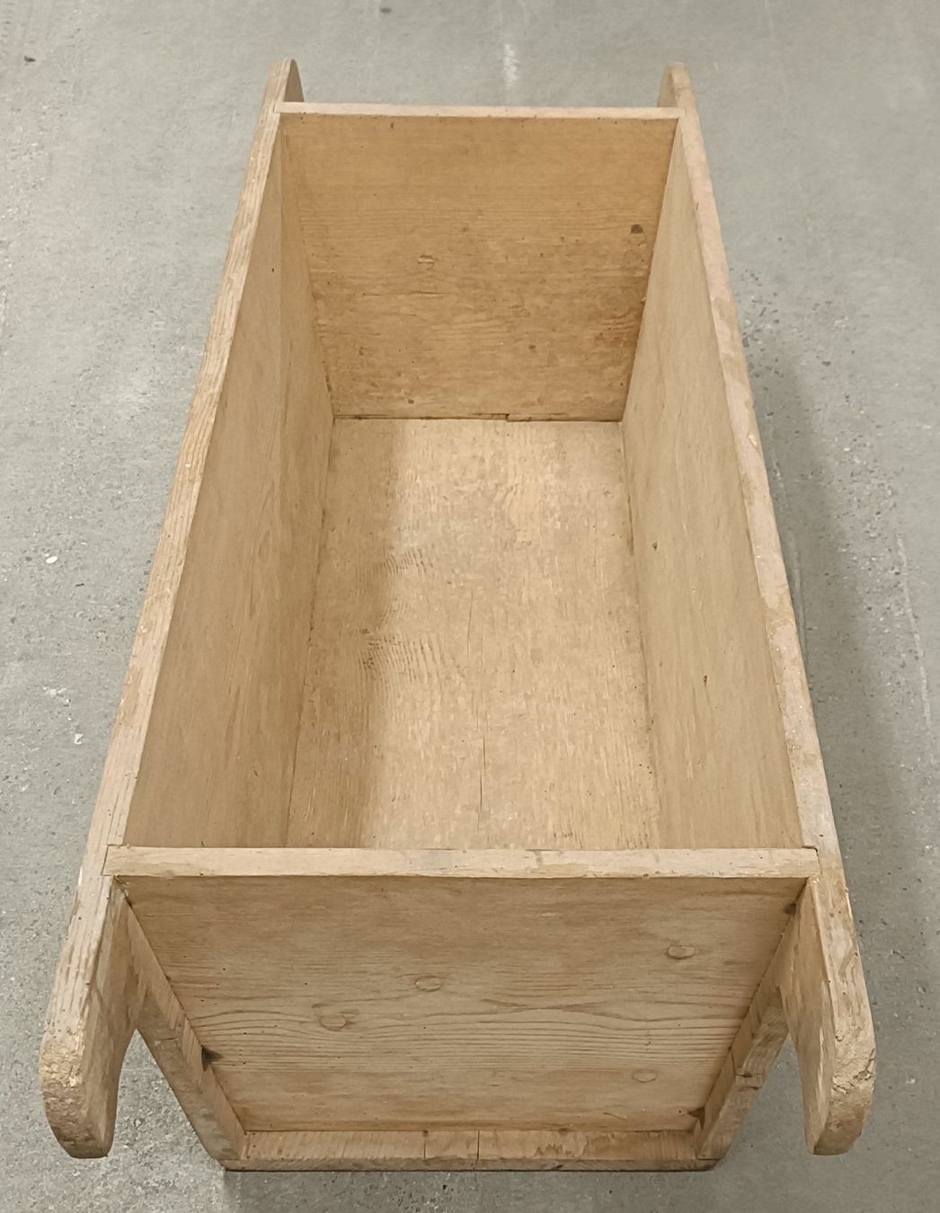 Pots de fleurs: Holzmulde rustikal, Griffmulde, Blumentrog – D'occasion à Spiez par ricot90 1