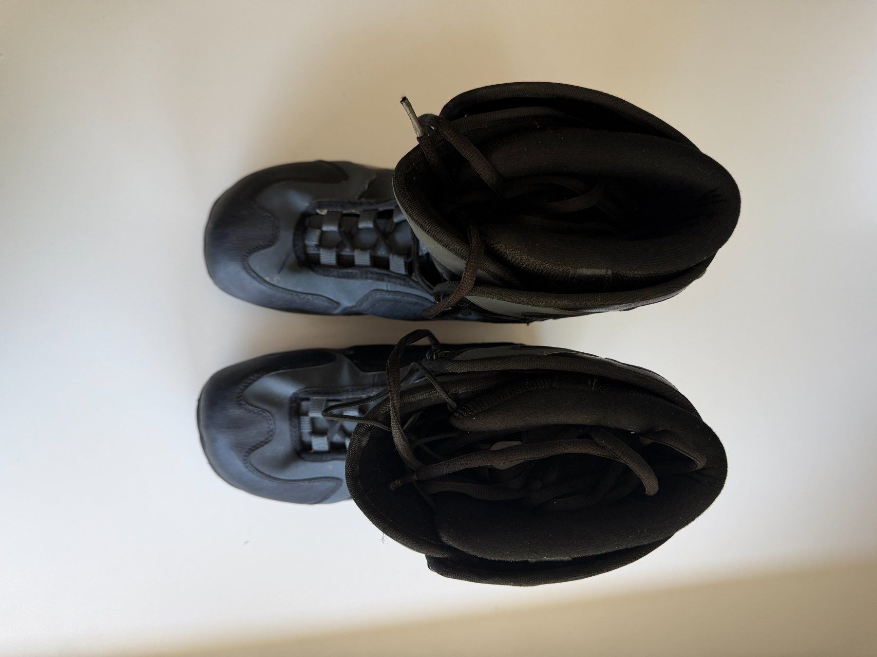 Atomic Chaussures hommes: Atomic snowboard boots US 40 size 45 46 – D'occasion à Zürich par JulesZHW 5