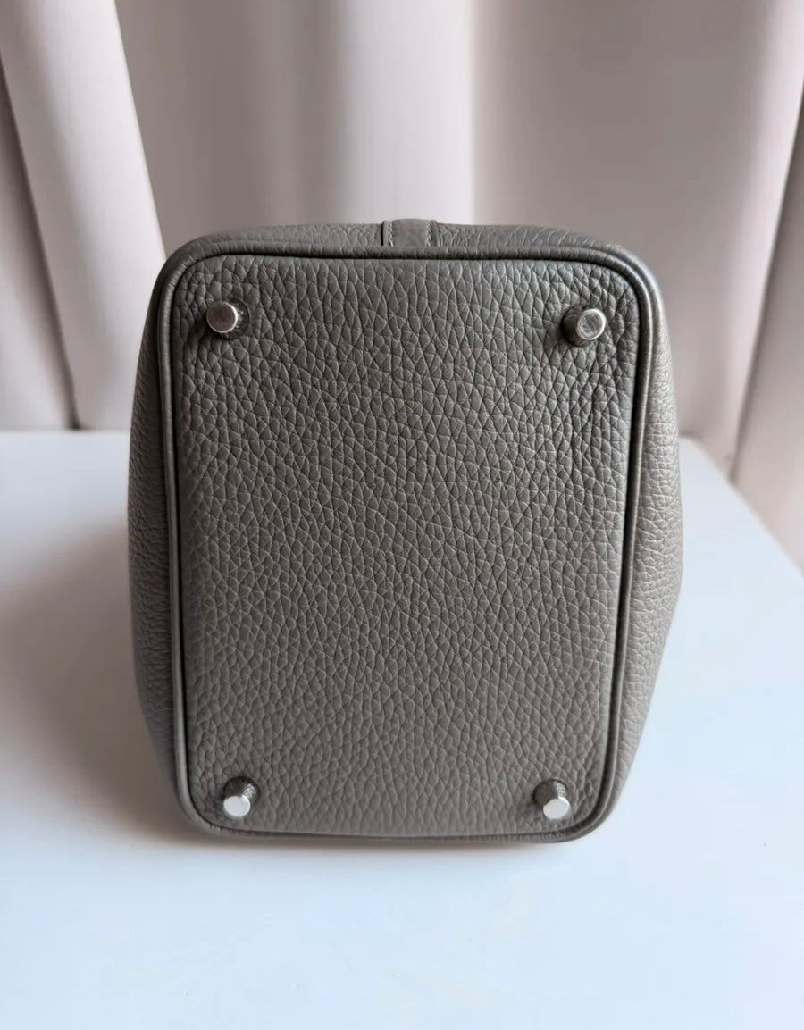 Hermès Sacs femmes: Hermès Picotin Lock 18, grau – D'occasion à Triesen par atos87 1