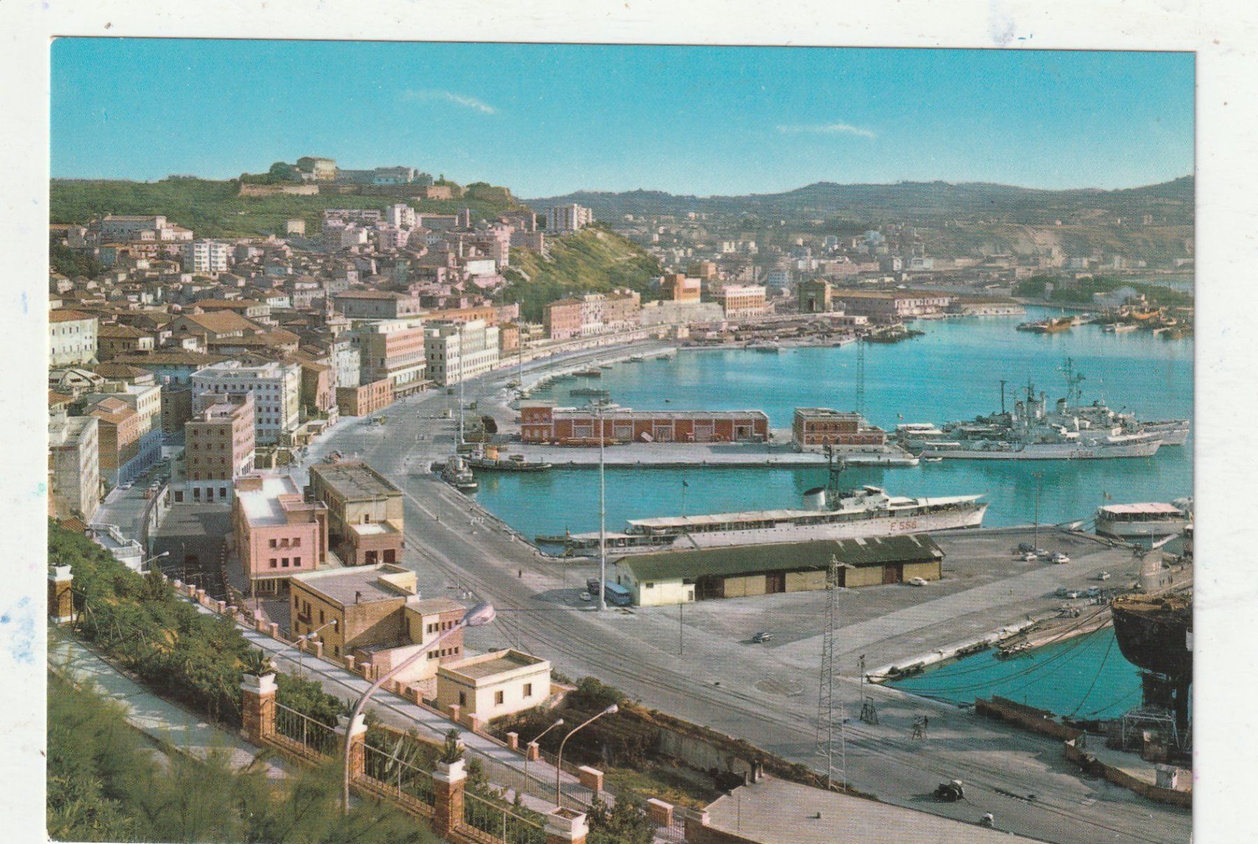 Cartoline postali: 10 Karten Ausland – Usato da Lumbrein venduto da made02