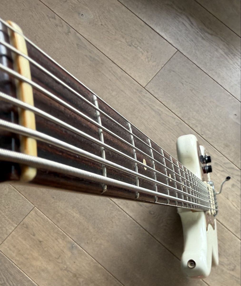 Fender Strumenti musicali: Fender Bass VI Custom Shop – Usato da Renens VD venduto da fab_z77h 5