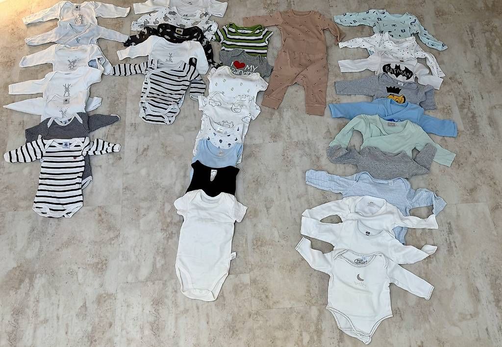 Unterwäsche: Bodys Grösse 60/62 – Gebraucht aus Rorschach von man_yz9p