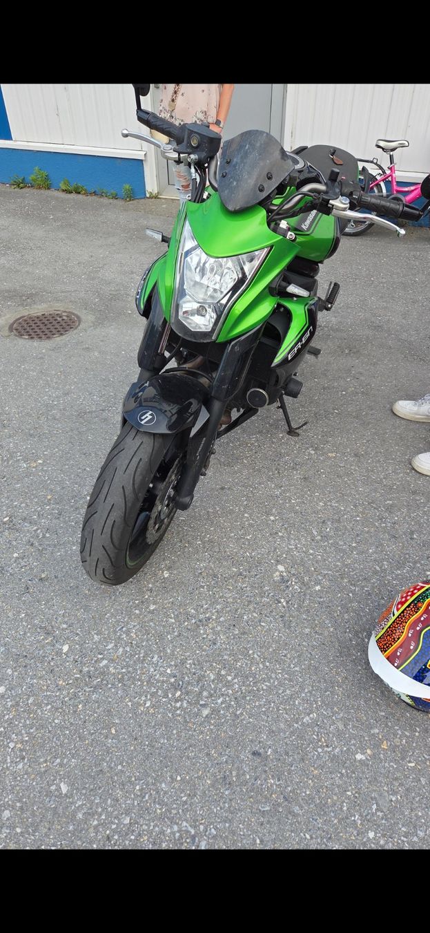 Kawasaki Strasse: Kawasaki ER-6N – Gebraucht aus Eyholz von tat_c9vh 3