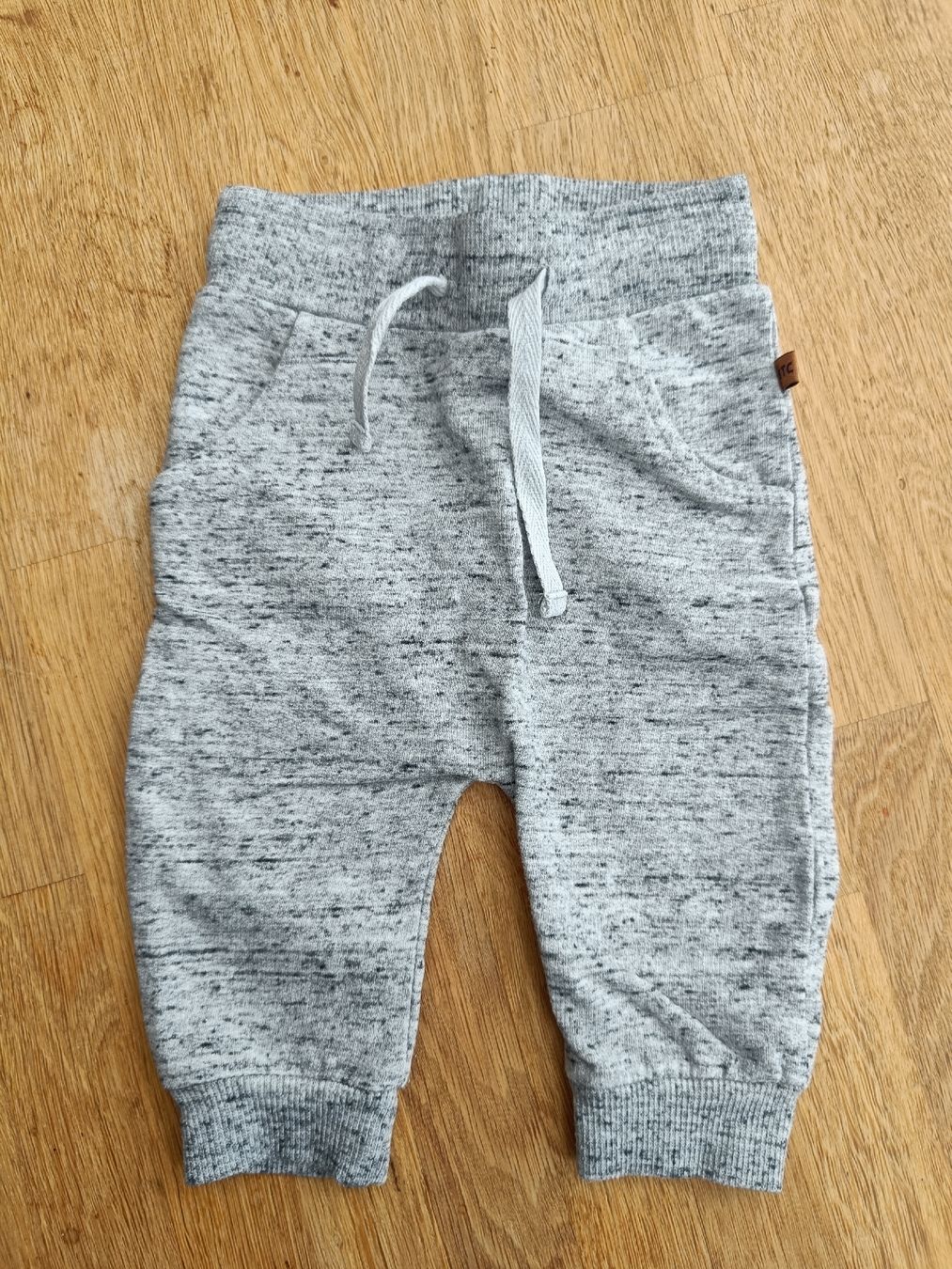 Hosen: Trainerhose Grösse 56 – Gebraucht aus Jaberg von urig17.