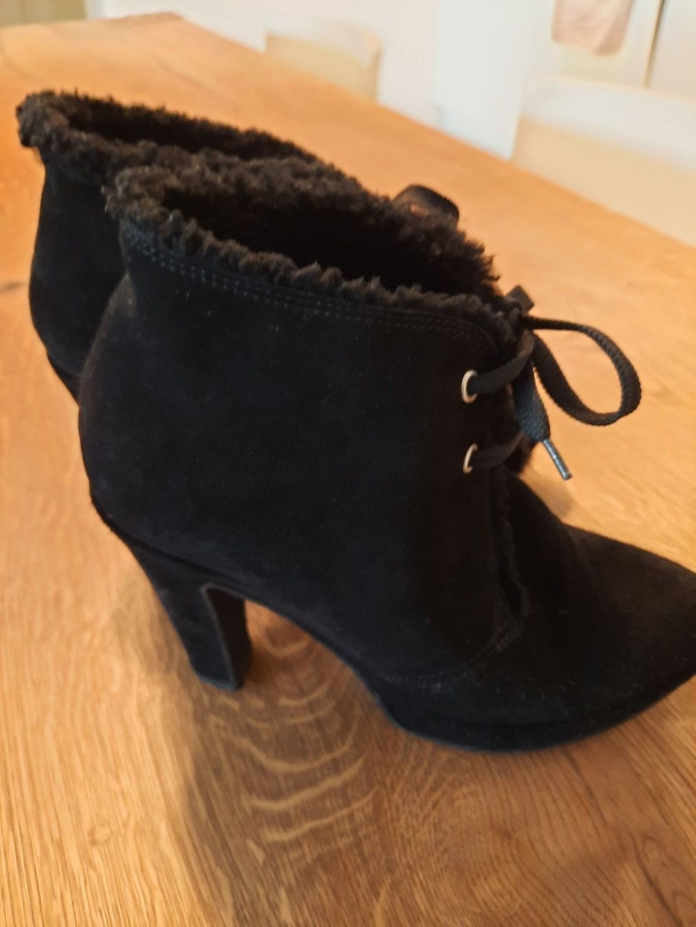 Navyboot Scarpe da donna: Navyboot Leder Winter Stiefel Gr. 38 schwarz – Usato da Schmerikon venduto da Seepfaerdchen 3