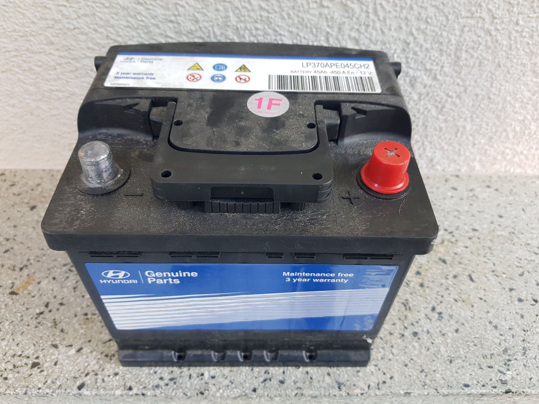 Batterien: occasione / geprüfte Autobatterie, 45Ah – Gebraucht aus Adliswil von Gobinda