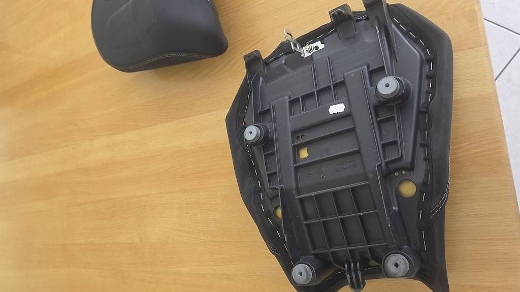 Tutti i ricambio per moto: Sattel Gel Tracer 900 GT – Usato da jonschwil venduto da hornschlitten 1