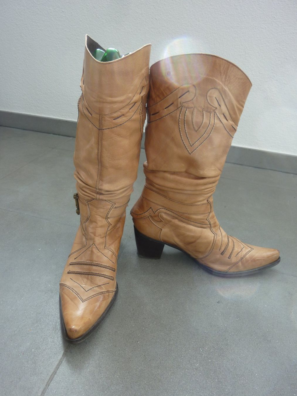 Scarpe da donna: Damen Lederstiefel Grösse 39 – Usato da Appenzell Meister. venduto da Lignum