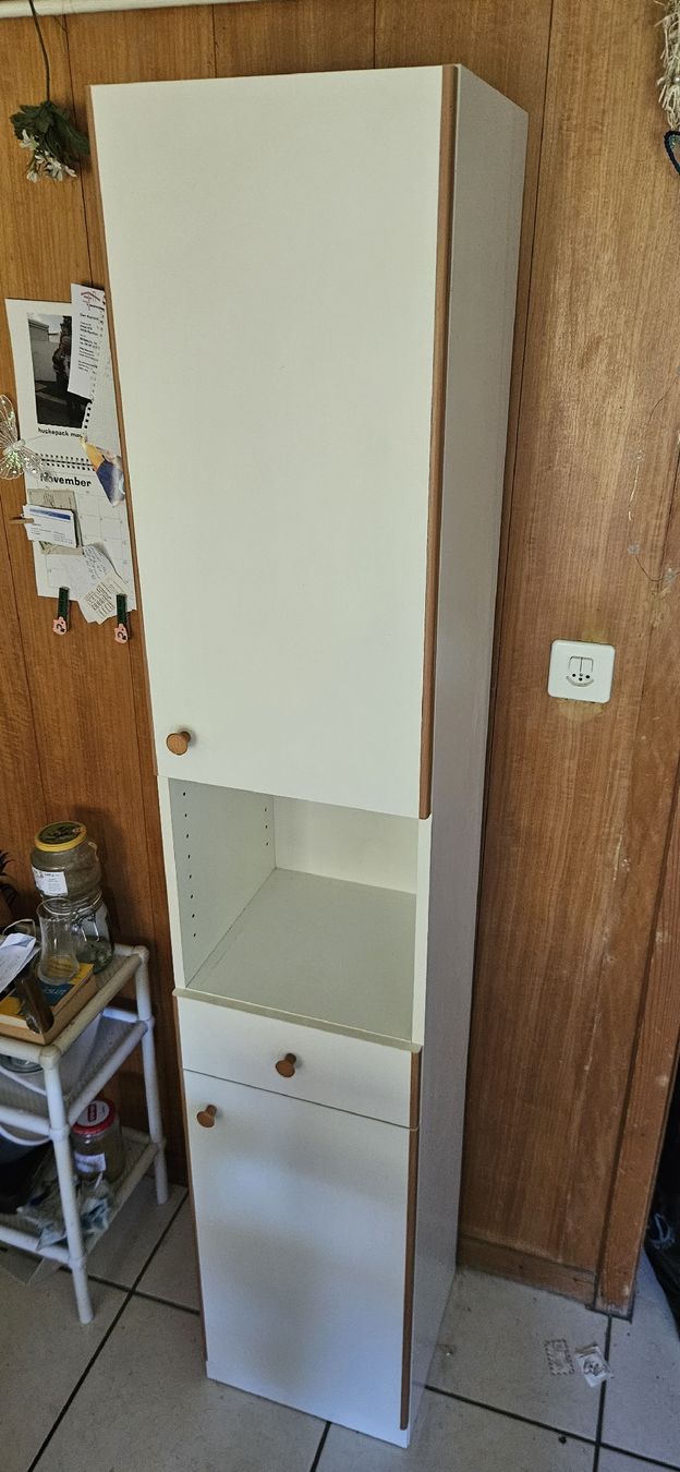 Armadi: Schönes Möbeli, kleiner Schrank – Usato da Belp venduto da Ginus85