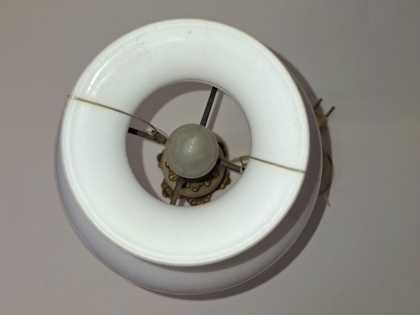 Lampade: Antike Vintage Tischlampe – Usato da Reichenburg venduto da AK307 3