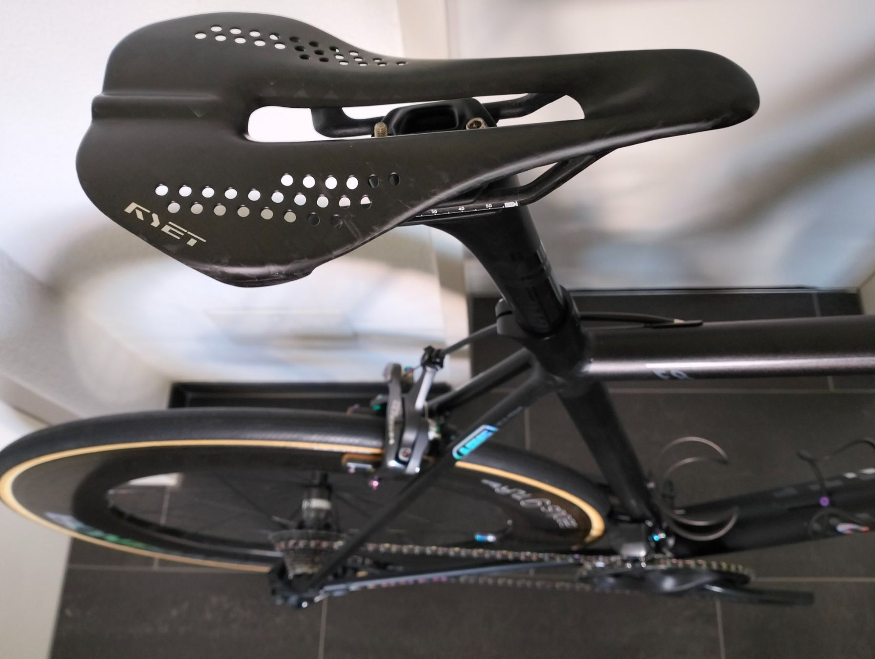 Canyon Biciclette: Canyon Ultimate AL Rennrad Di2 – Usato da Uster venduto da KarlZH 3