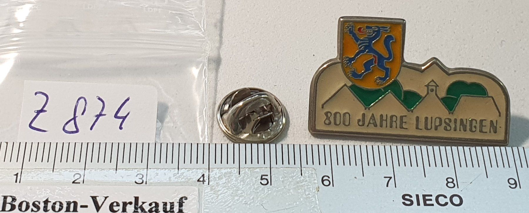 Plaquettes & Badges: Z874 - Pin 800 Jahre LUPSINGEN – D'occasion à Reinach BL par Boston-Verkauf 1