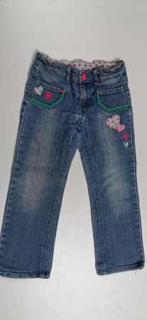 Süsse Mädchen Jeans mit Herzli-Applikationen, Grösse 104