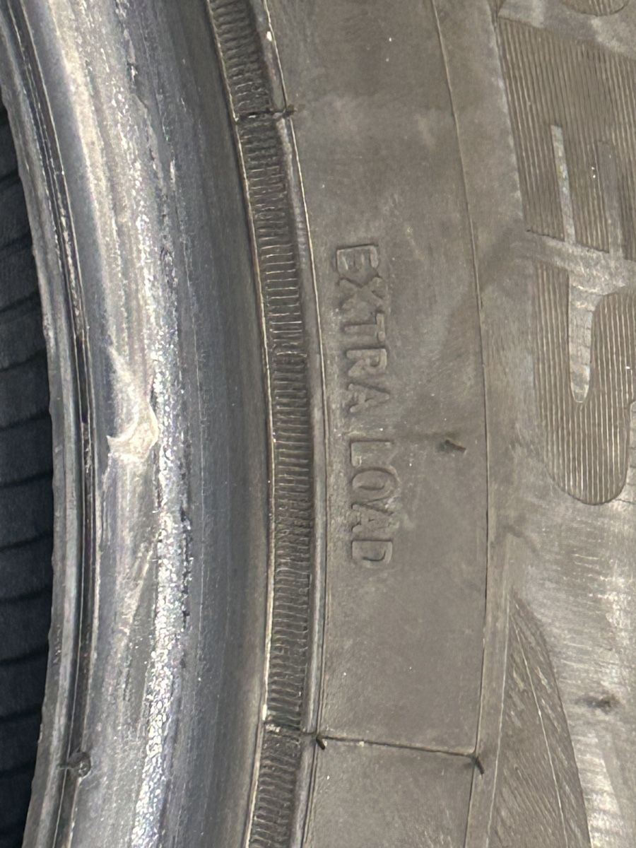 Sonstiges Schreiben & Zeichnen: Vendo #4 pneumatici Toyo Celsius  – Gebraucht aus Walchwil von gpd_6dfp 7