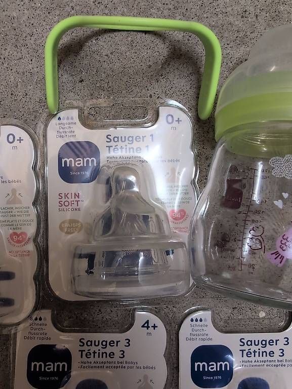 Repas pour bébés: MAM Schoppenflasche Set mit Saugern – D'occasion à Zürich par Dory12 1