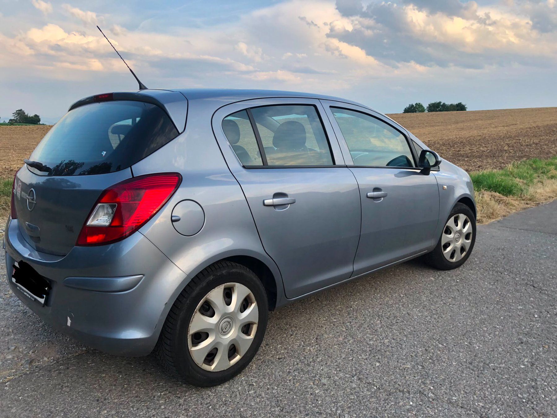 Opel Automobili: Opel Corsa D 12 – Difettoso da Volketswil venduto da mir_xd29 1