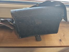 Historische Schweizer Kartusche Artillerie Leder gebraucht