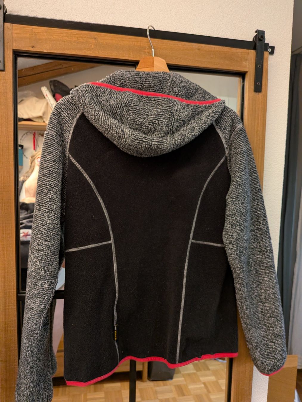 Jack Wolfskin Giacche: Warme Jack Wolfskin Jacke – Usato da Füllinsdorf venduto da pat_68lg 1