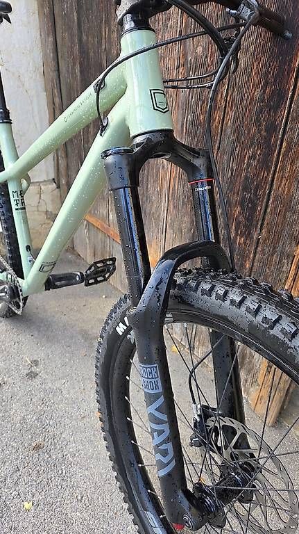 Commencal Biciclette: Vélo commencal META – Nuovo e nell'imballaggio originale da Grancy venduto da nic_5j28 3