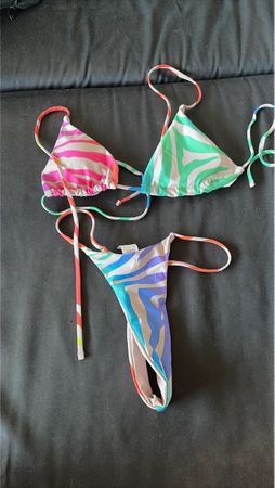 Bikini Set Damen Badehose Bikini Oberteil Grösse S gemustert