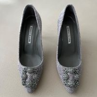 neuwertige MANOLO BLAHNIK „Hangisi“ Pumps | Neupreis 1’029.-