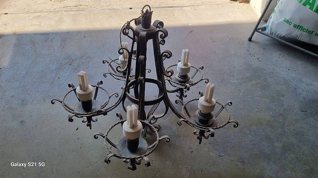 Lampade: Plafonnier en fer vintage – Usato da Corsier-sur-Vevey venduto da hel_lvr5