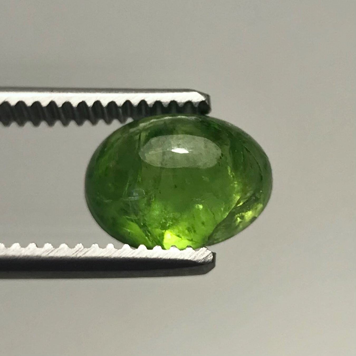 Pietre preziose: schönes Peridot Cabochon, 4.2 Karat, oval – Nuovo (secondo la descrizione) da Biel venduto da djvalbnc 4