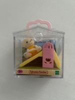 Sylvanian Families - Welpe mit Rutsche