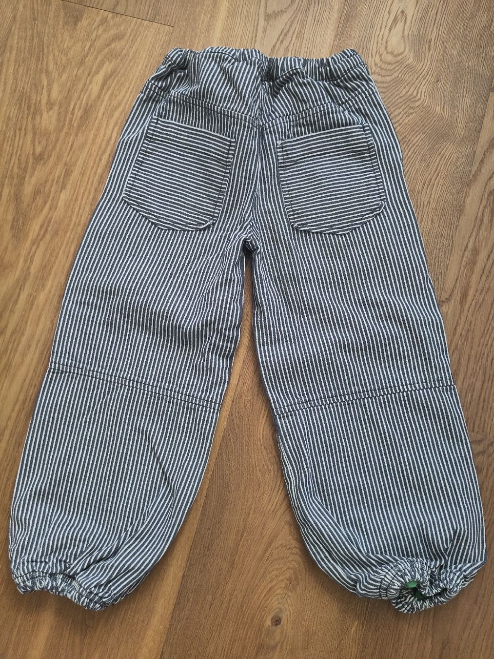Danefae Hosen: DANEFAE Hose, Grösse 6 – Gebraucht aus Birmensdorf ZH von Schellenberg02 1