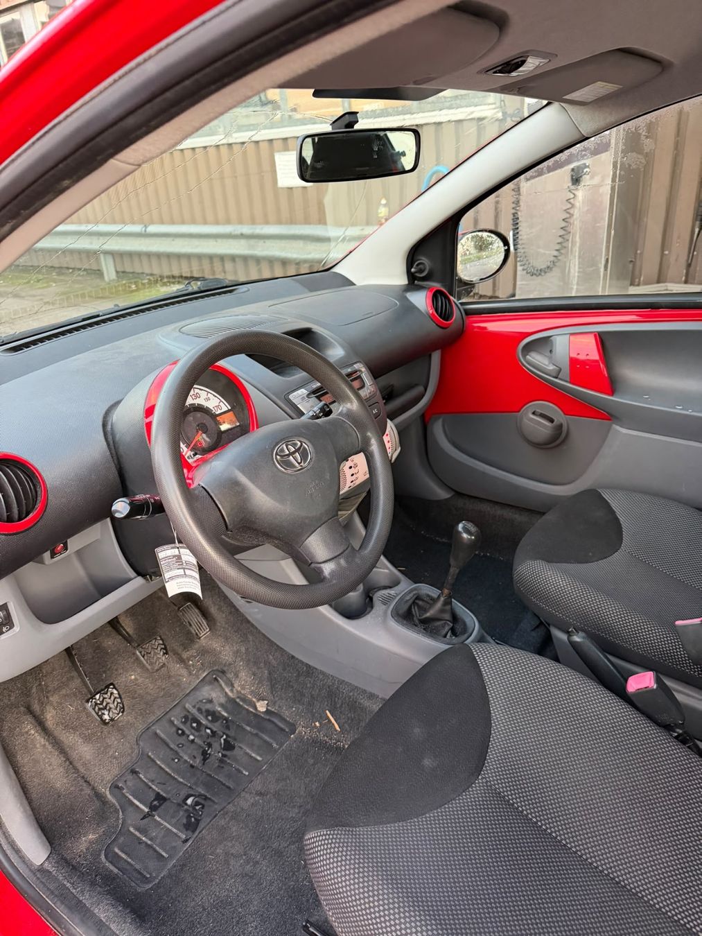 Toyota Autos: Toyota Aygo – Gebraucht aus Grandcour von sam_v59v 4