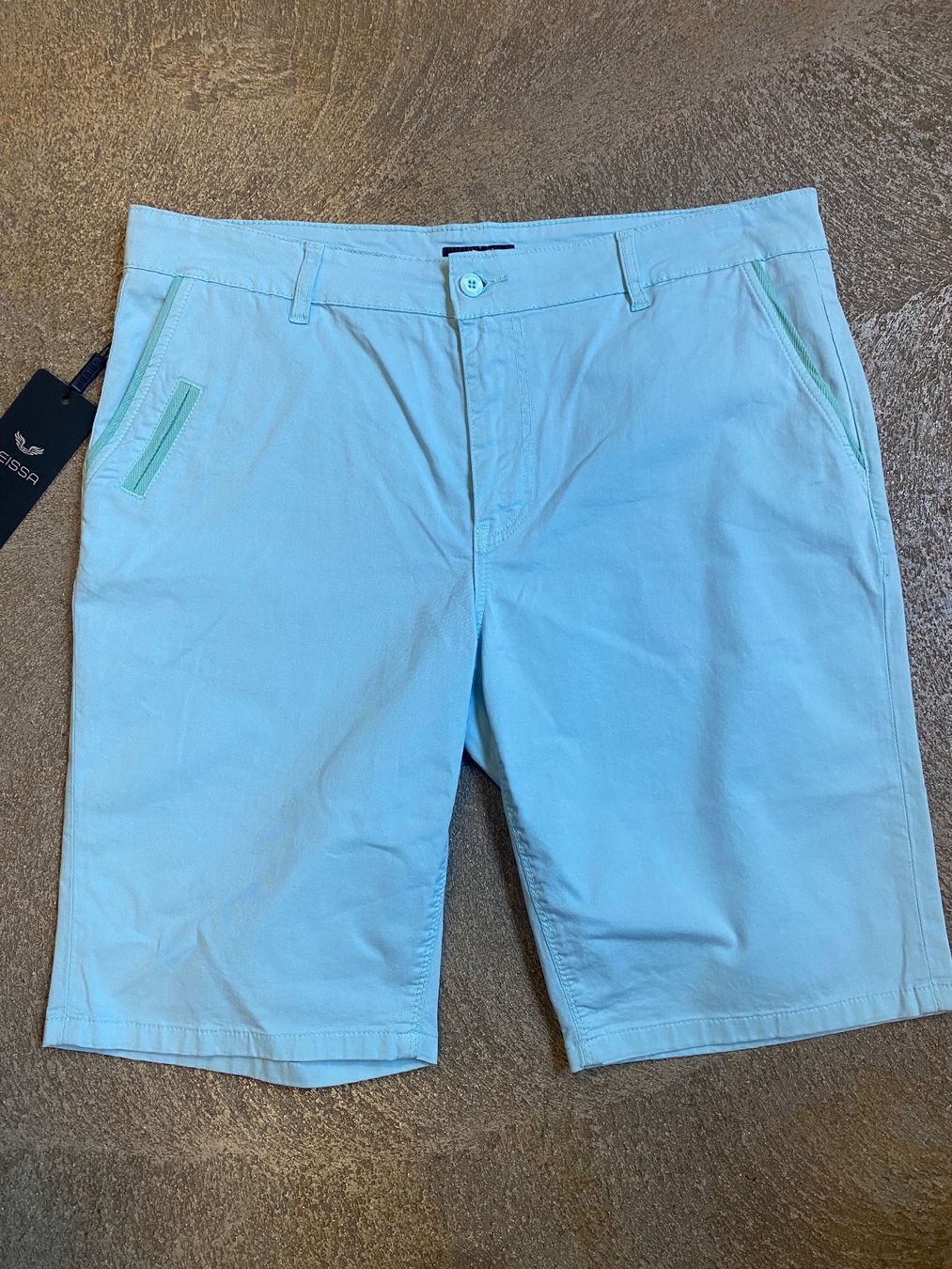 Pantaloni: Short Seissa Hommes Taille 36/44 – Nuovo e nell'imballaggio originale da Orbe venduto da D-stockFactory-Orbe