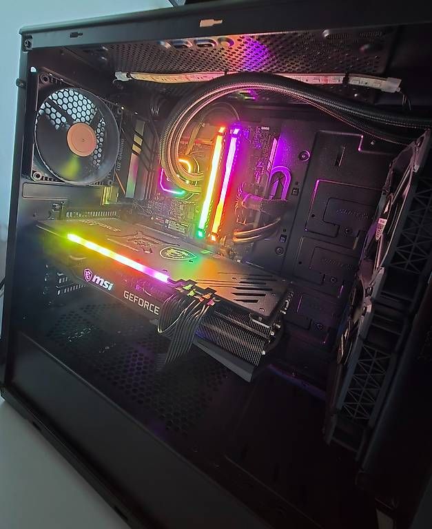 PC: Gaming PC | Intel i7 | RTX 3070 | 32 GB RAM – Usato da Pratval venduto da Nokks