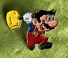 Super Mario Nintendo Pin