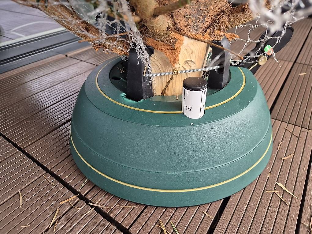 Krinner Basi per albero di Natale: Christbaumständer Krinner V3 – Usato da Vilters venduto da tin1tho 1