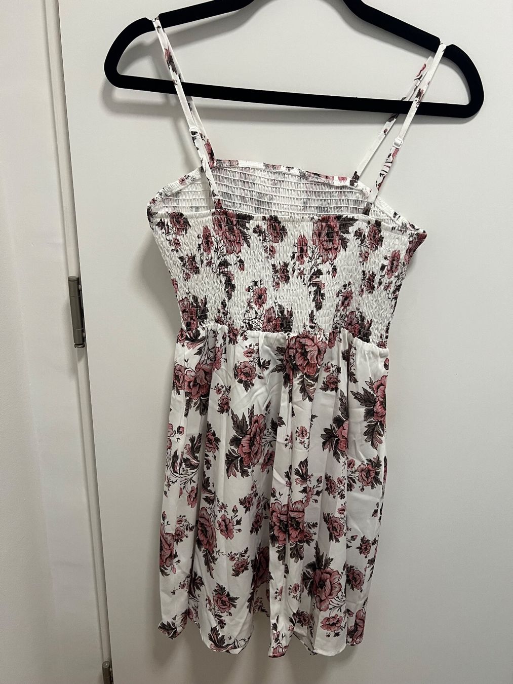 Vestiti: Sommerkleid – Nuovo (secondo la descrizione) da Zürich venduto da car_26mh 2