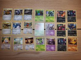 Diverse Pokémonkarten aus dem Set Undaunted