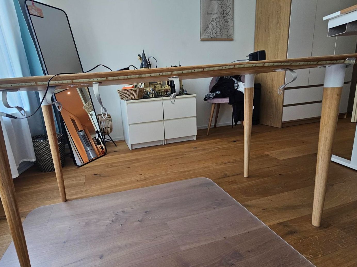 Ikea Schreibtische: ANFALLARE / HILVER Ikea Tisch – Gebraucht aus Sursee von Tom1447 1