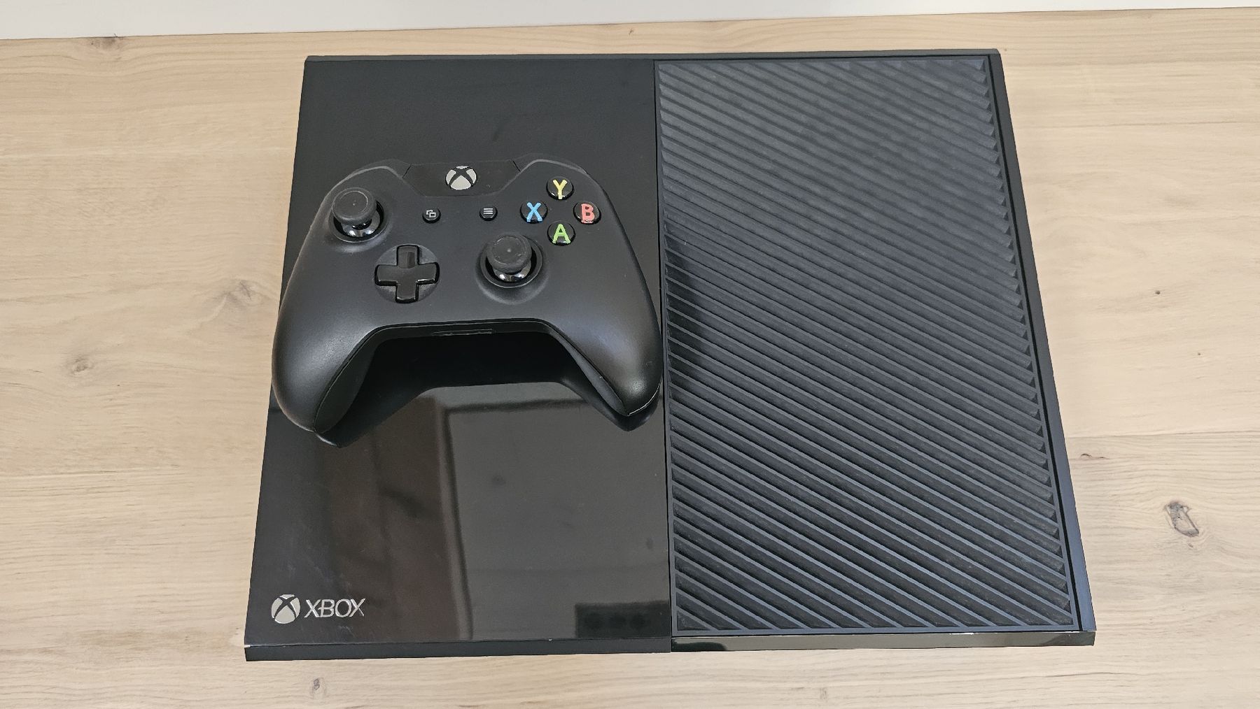 Microsoft Konsolen: XBOX ONE + Games – Gebraucht aus Hünenberg von kri_ywr8