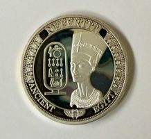 Ancient Egypt nefertiti Medal