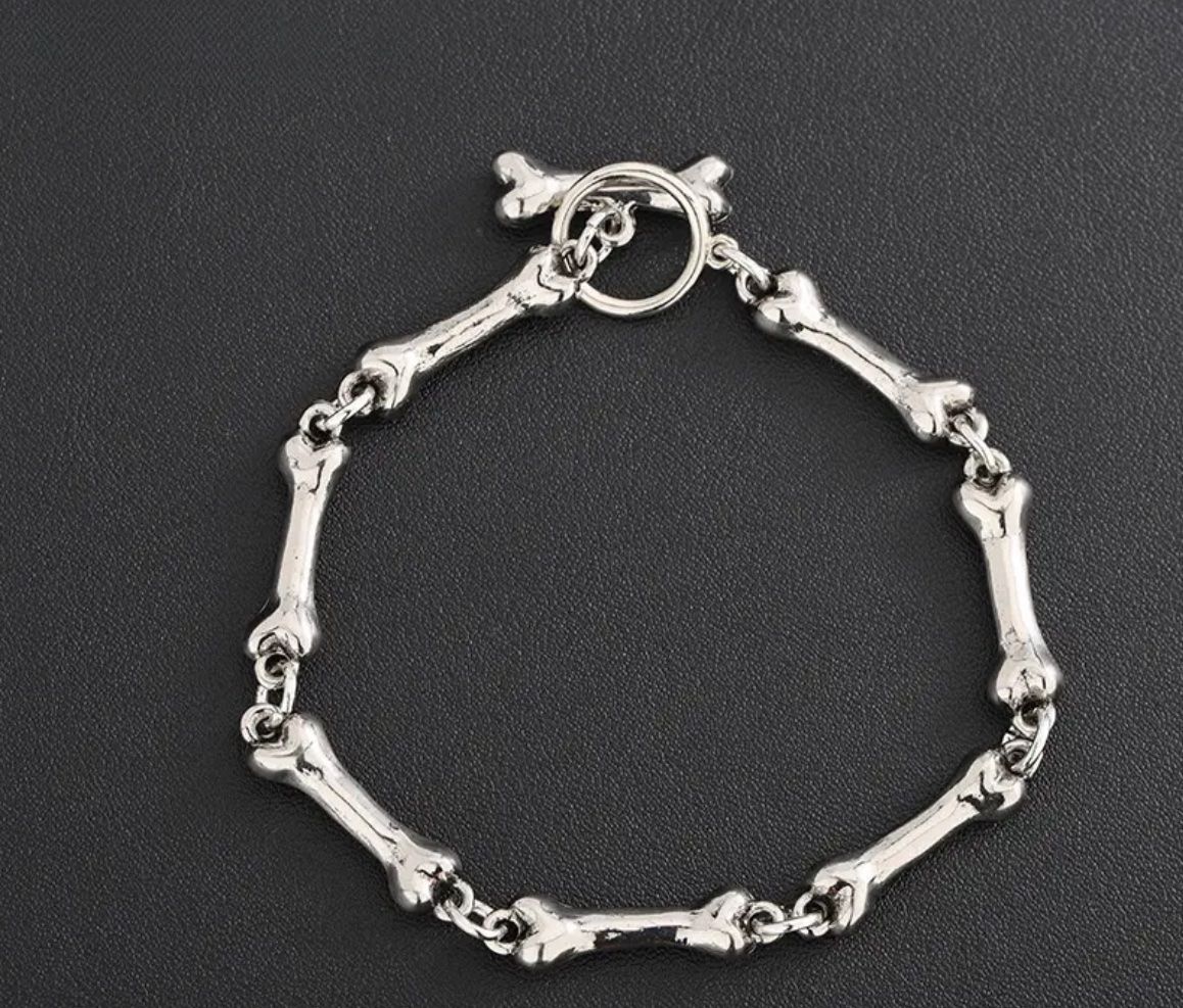 Bracciali & Braccialetti: Coole Halloween Knochen-Armband – Nuovo (secondo la descrizione) da Gams venduto da Mariawicca 2