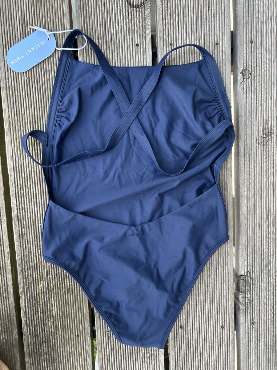 Costumi da bagno & Bikini: Instant swim Karma Badeanzug  – Usato da Luzern venduto da Exberlinerz 2