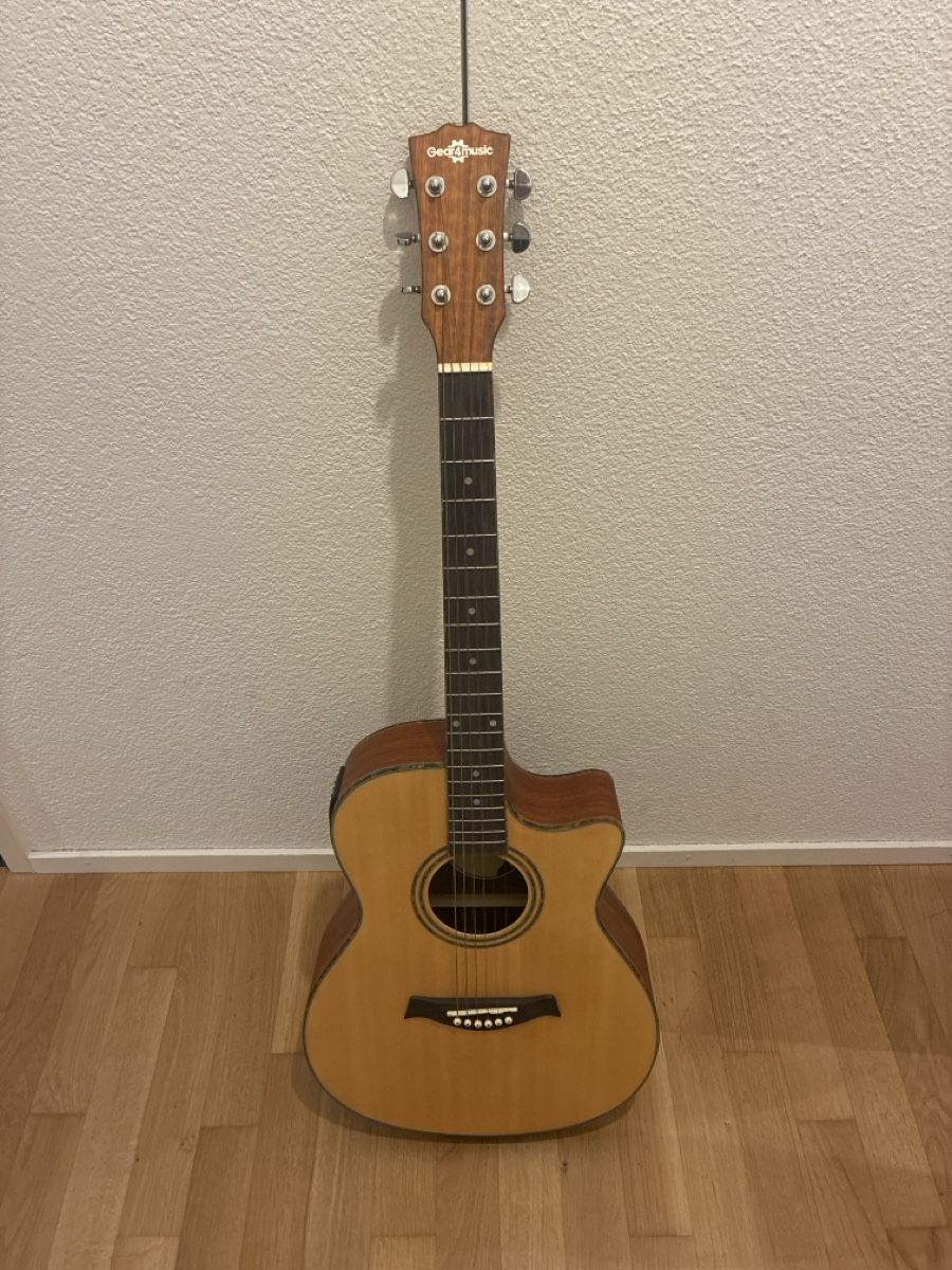 Musikinstrumente: Ghitarre – Gebraucht aus uster von gra_mbq7