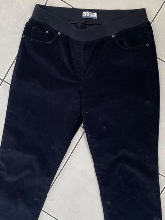 NEU*BRAX Gr. 40 K NP 179.— feiner Cordsamt Mod. RAPHAELA