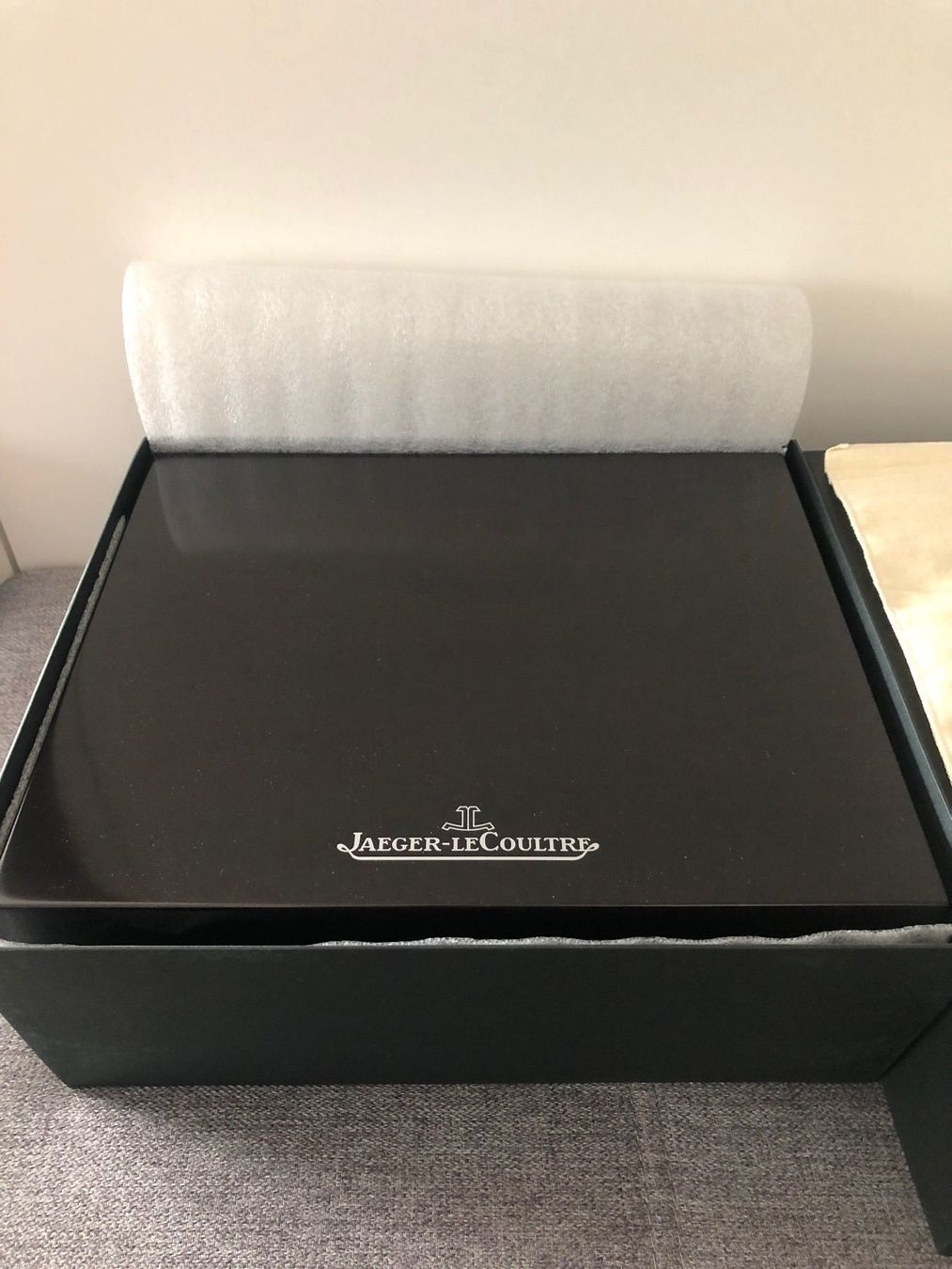 Jaeger-Lecoultre Orologi: Jaeger lecoultre  Box Luxus Ecrin Uhr Watchbox – Nuovo e nell'imballaggio originale da Ebikon venduto da Gaenggeliwaar 4