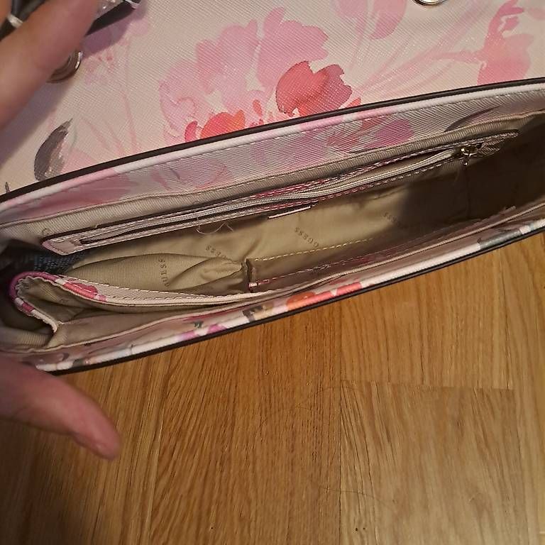 Borse da donna: Guess Tasche Neu – Usato da Zürich venduto da Simonikus 4